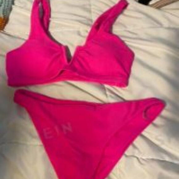 Swim Sale Pink V-Shaped Two Peice Bikini in Magenta size M - Picture 6 of 16